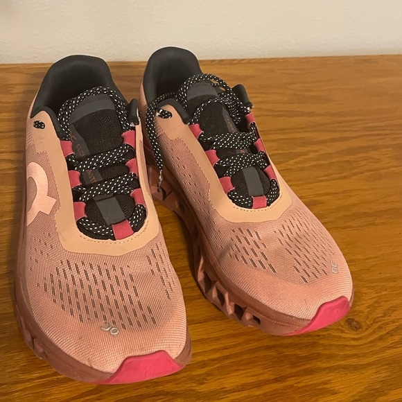 On Running Women's Athletic Shoes in Pink and Black - Picture 1 of 8